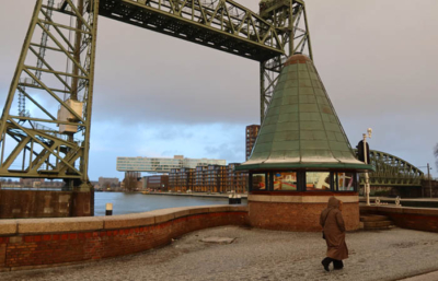 brugwachtershuisje van de Koninginnebrug